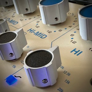 Photo by Ian Campbell of an API 5500 Anniversary Edition equalizer.